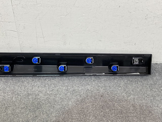 新品!X4 G01/F97 純正 左 フロント ドア モール 139605-14 51138064793 未塗装 BMW(152561)