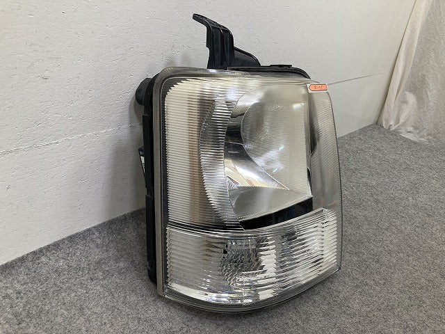 エブリィ DA64V 純正 右 ヘッドライト/ランプ ハロゲン AL Automotive Lighting LE04H6129 35120-68H52 スズキ(152578)