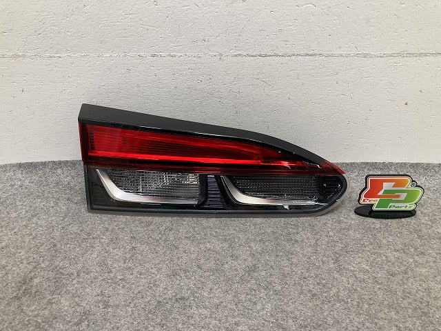 カローラ クロス ZSG10/ZVG11/ZVG15 純正 前期 左 フィニッシャーランプ/テールランプ LED 刻印HL HASCO 16-181 81591-16030(152587)