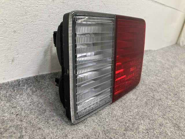 クリッパー NV100 DR17V 純正 右 テールランプ/ライト/レンズ ハロゲン TOKAIDENSO 35603-68H0R 26550-4A00H 日産(152609)