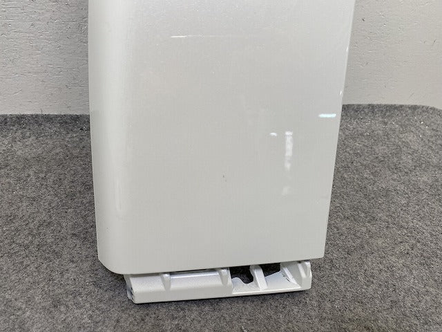 ヴォクシー/ノア 90系/ZWR90W/ZWR95W/MZRA90W/MZRA95W 純正 左 リア コーナーパネル/コーナーカバー 52166-V1010 ホワイト 070(152644)