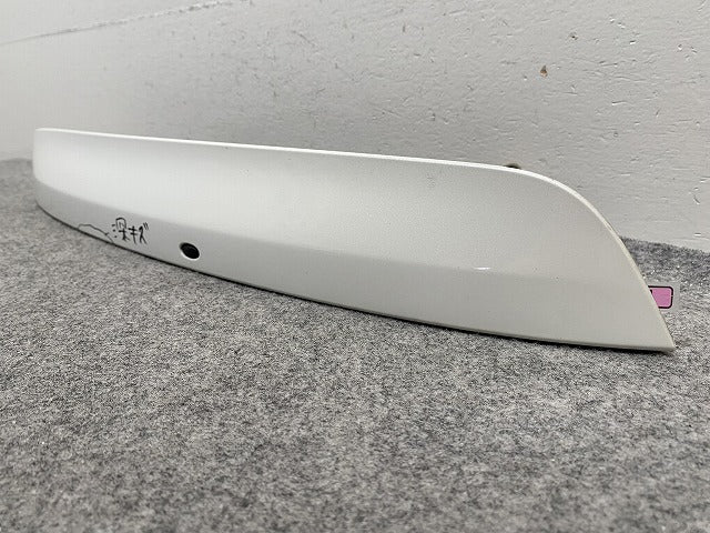 ノート/NOTE E12/NE12/HE12/ANE12 純正 リア バックドア ガーニッシュ 90810 3VA0H/3VA5H/3VA7H ホワイトパール QAB 日産(152646)