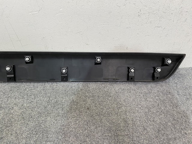 RAV4 ラブ4 MXAA52/MXAA54/AXAH52/AXAH54 純正 リア ガーニッシュ 76802-42140/76812-42100 素地 トヨタ(152648)