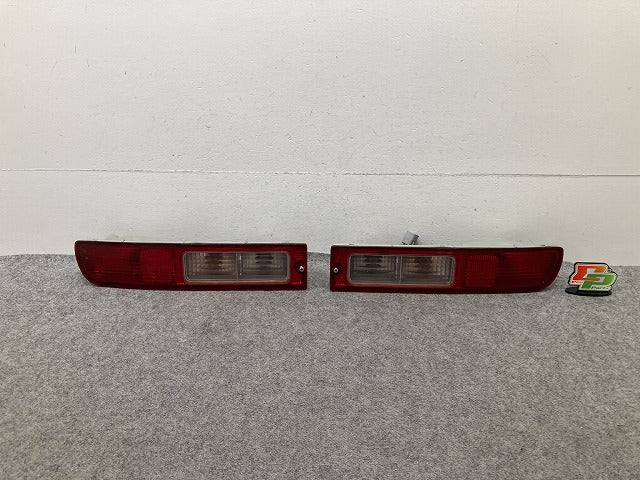 ハイゼット S321V/S331V 純正 左右 テールランプ/ライト/レンズ ハロゲン 2点セット KOITO 220-51771 ダイハツ(152657)