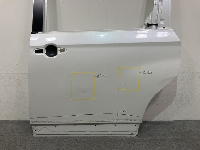 ノア NOAH 90系/MZRA90W/MZRA95W/ZWR90W/ZWR95W 純正 左 リア スライド ドア ホワイトパールクリスタルシャイン 070 トヨタ(152686)