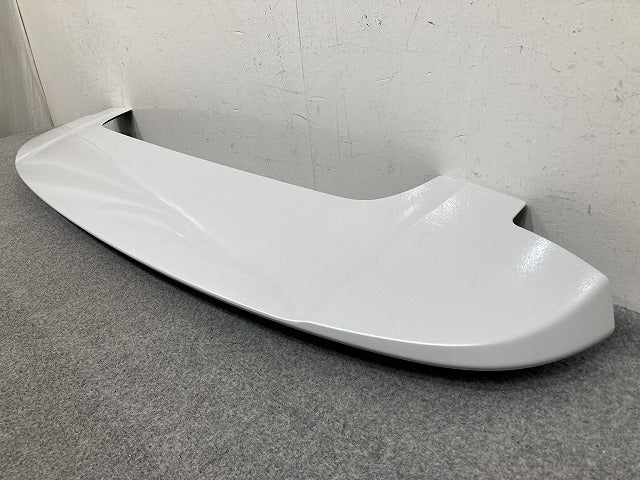 新車取り外し!ヴォクシー/ノア 90系/ZWR90W/ZWR95W/MZRA90W/MZRA95W 純正 リア スポイラー 76085-V1010 プラチナホワイトパール(152730)