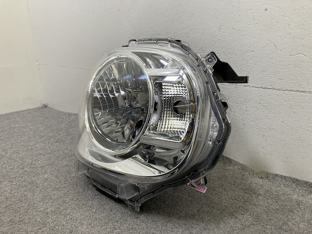 ムーヴ キャンバス/キャンパス LA850S/LA860S 純正 右 ヘッドライト/ランプ レベライザーハロゲン 刻印5H 100-69039 81130-B2640(152739)