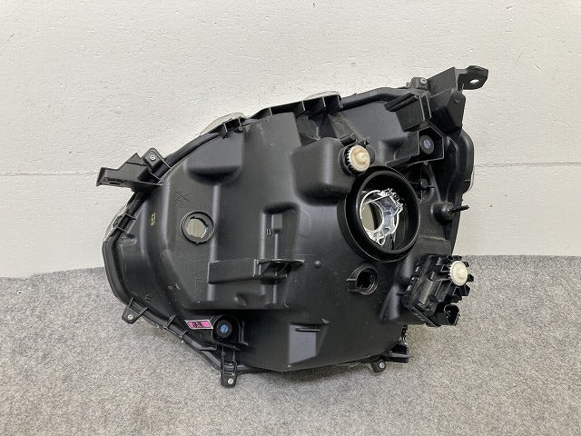 ムーヴ キャンバス/キャンパス LA850S/LA860S 純正 右 ヘッドライト/ランプ レベライザーハロゲン 刻印5H 100-69039 81130-B2640(152739)