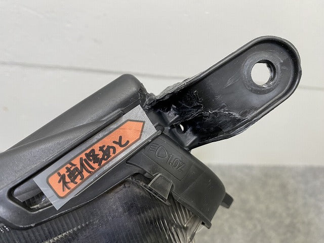 ヤリス KSP210/MXPA10/MXPA15/MXPH10/MXPH15 純正 左 ヘッドライト/ランプ ハロゲン レベライザー 刻印A5 KOITO K0-1 81170-K0010(152746)